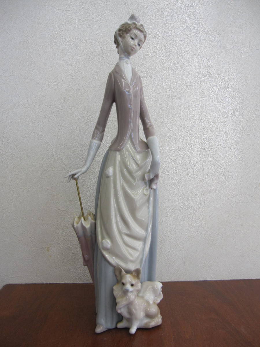 リヤドロ 仔犬を抱く貴婦人 子犬とお散歩 傘 LLADRO myu様専用リヤドロ