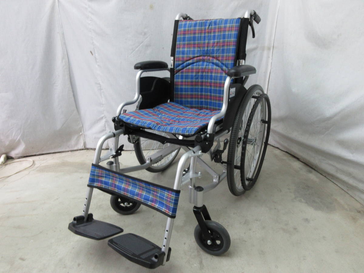 車椅子 軽量 □□ほぼ未使用品☆ケアテックジャパン アルミ製自走式