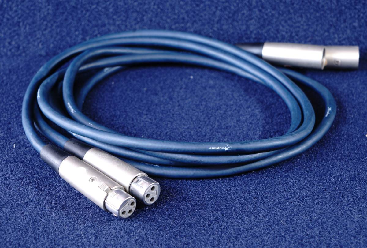 Accuphase アキュフェーズ XLRケーブル　3m ペア Accuphase アキュフェーズ XLRケーブル - 1.5m XLR ペア メルカリ 2本