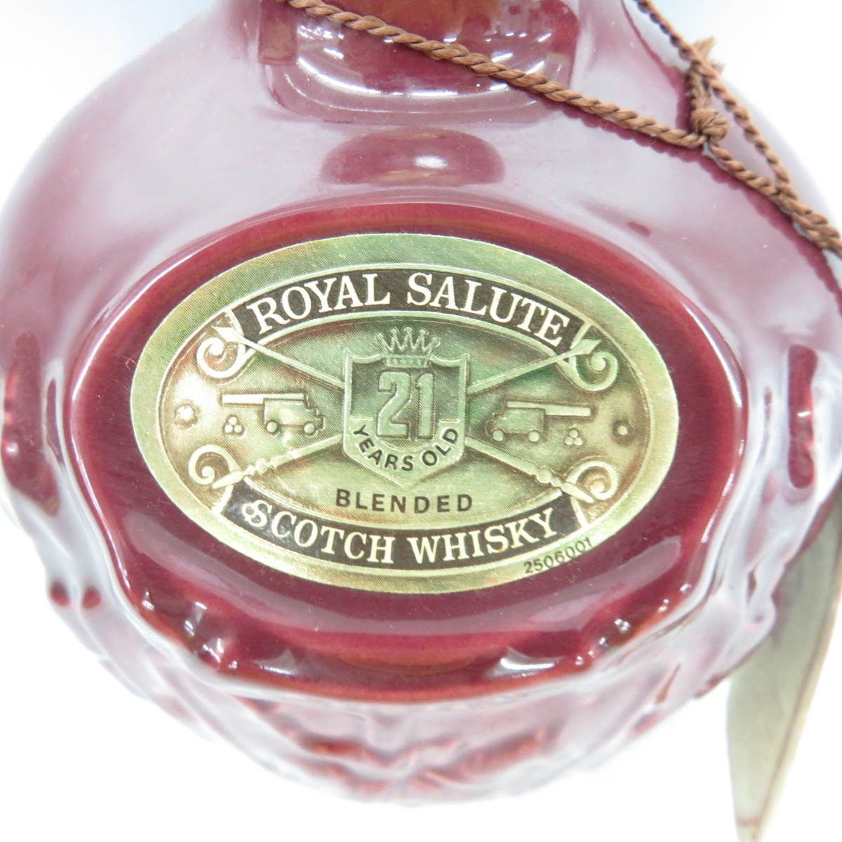 21年 ロイヤルサルート 700ml 赤 | 陶器ボトル SALUTE スコッチ 