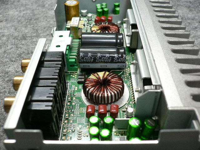 カロッツェリア DEH-P01 carrozzeria パイオニア Pioneer 付属アンプ