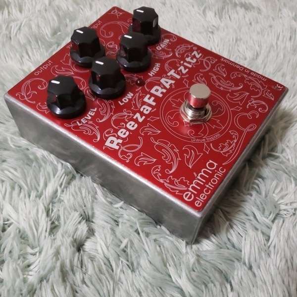 高品質，大人気 Emma ReezaFRATzitz Ⅱ DISTORTIONS PEDAL
