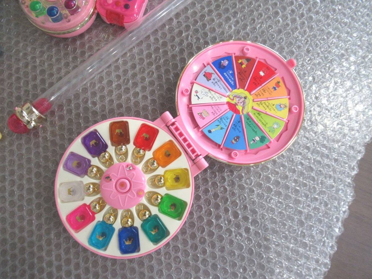 夢のクレヨン王国　おまじない香水びん　/他　夢のクレヨン王国グッズ　変身グッズ？？鏡　ミラー　スティック？電話など？（詳細不明）　