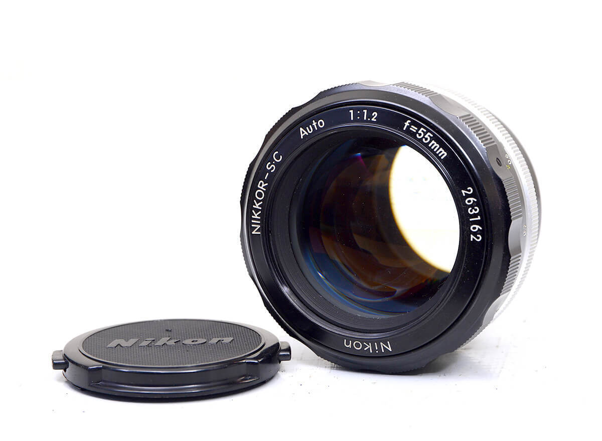 Nikon ニコン F フォトミック　55mm F1.2レンズ 美品 Nikon ニコン F2 フォトミックS フィルムカメラボディ+Nikkor-S