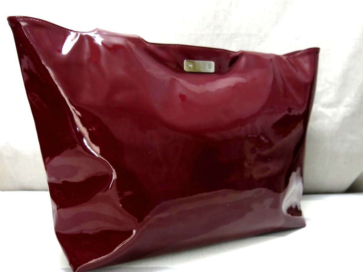 ○美品○Salvatore Ferragamo フェラガモ○パテント エナメル レザー 