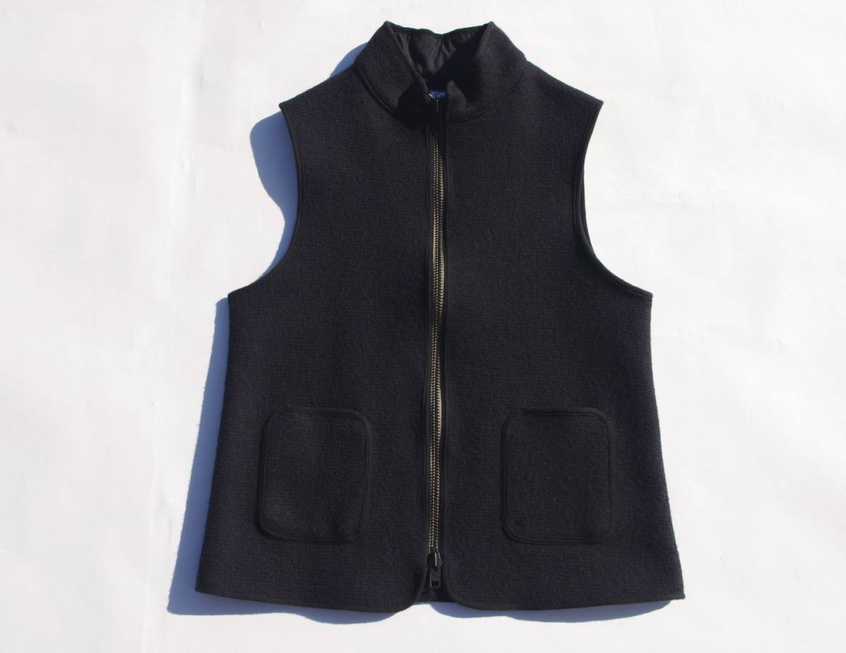 ⁄ VEST CORONA – PISTACHIO CV012・PISTACHIO THE [BEACH PILE CLOTH 