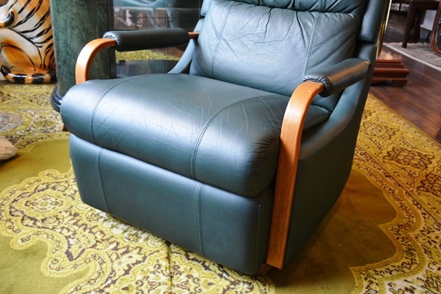 1814r36 美品LA-Z-BOYレイジーボーイUSA約15万円相当 1814r36 美品LA-Z-BOYレイジーボーイUSA約15万円相当