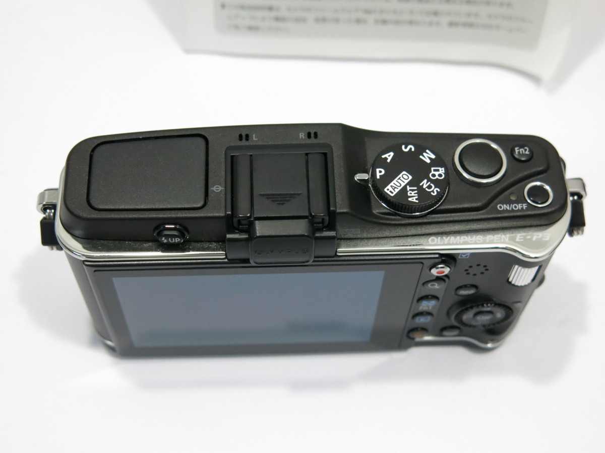 E-P3 PEN OLYMPUS ボディ - BODY シルバー BLKの シャッター回数5415回 