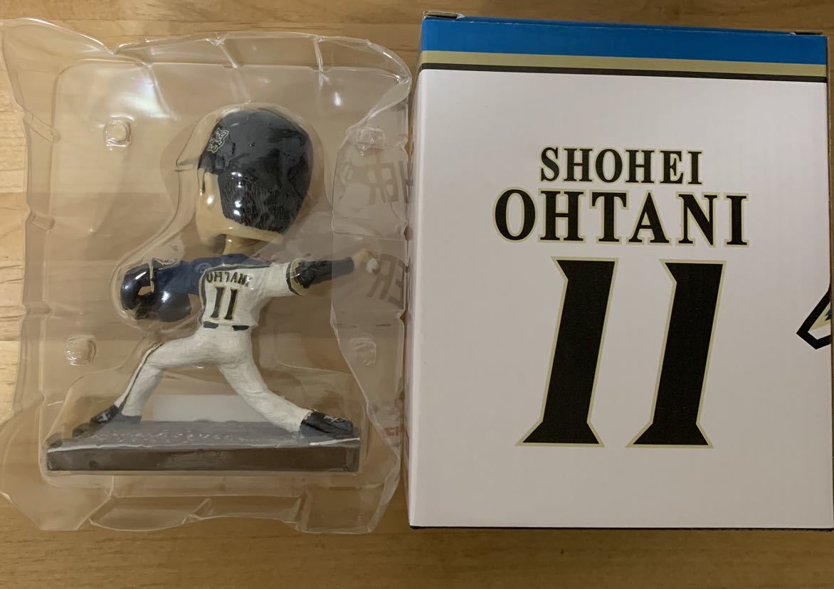 非売品日本ハムファイターズ 大谷翔平 バッター ボブルヘッド