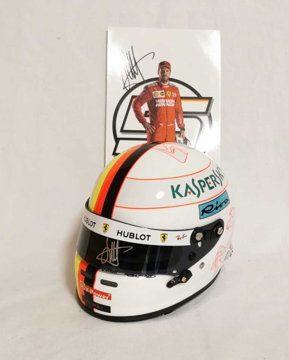 （1点物）F1 Ferrari セバスチャンベッテル 直筆サイン入り1/2 1点物）F1 Ferrari セバスチャンベッテル 直筆サイン入り1⁄2