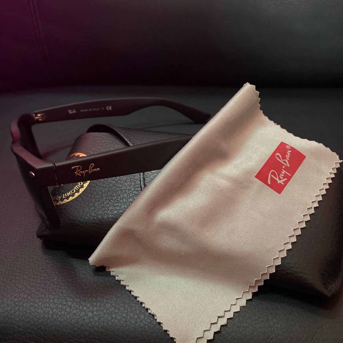 NEW Ray-Ban WAYFARER サングラス レイバン RB RB2132-F 2132-F Ray-Ban(レイバン) RB2132F [送料無料] 純正ライトカラーRay-Ban CLASSIC 清光堂レイバンサングラス 完全ガイド「ニューウェイファーラー&frasl;RB2132-F」レイバンの定番 ブラック