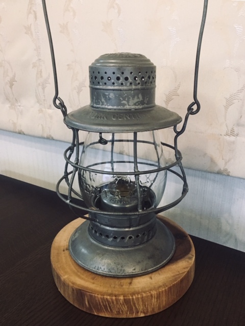 Dietz York New Bottom Bell Central Lantern No. - 0 Railroad Antique Globe No.6 lantern Etched