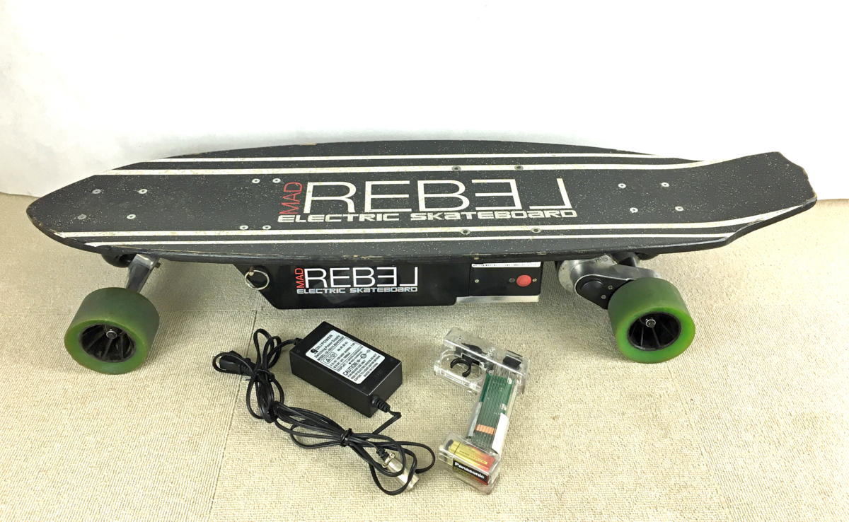 【最新作，新作登場】 品 電動スケートボード MAD REBEL リモコンに破損あり(完成品、コンプリートセット)｜売買されたオークション情報、yahooの商品情報をアーカイブ公開 - オークファン 完成品、コンプリートセット