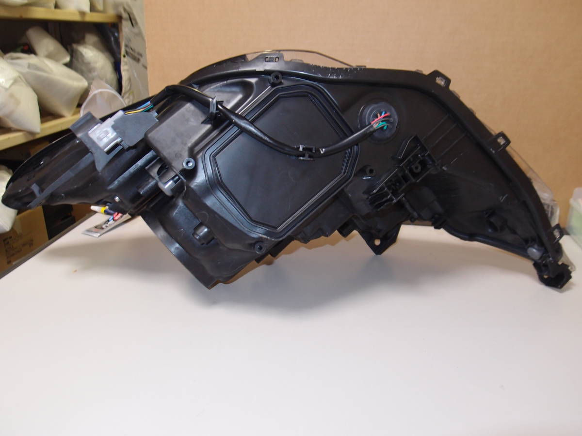 NZE181H オーリス 純正 後期 ヘッド 即決 NZE181 180系 トヨタ ヘッド 