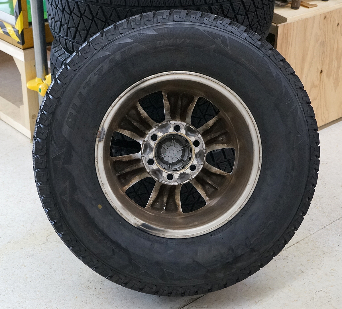 ☆ トヨタ ランクル ハイラックスサーフ 純正ホイール スタッドレス 