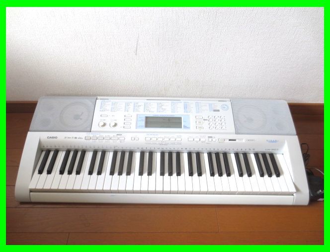 ◎ステップアップレッスン搭載 CASIO 光ナビゲーション キーボード LK 