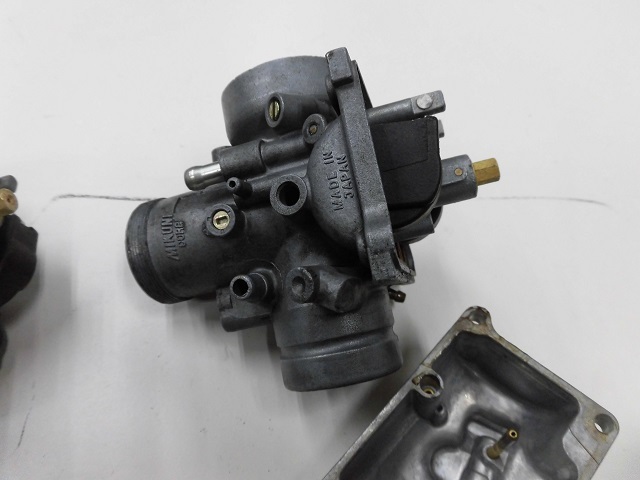 ヤマハ　RZ250初期型用　キャブレターセット