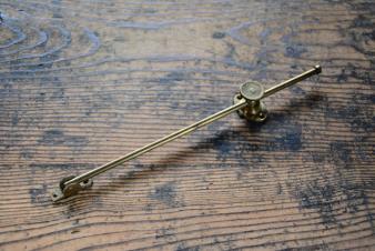 【HOT，新品】 NO.7701 古い真鍮鋳物の丸棒調整器 検索用語&rarr;A100gアンティークビンテージ古道具真鍮金物回転ドア窓アンティーク(建具)｜売買されたオークション情報、yahooの商品情報をアーカイブ公開 - 建具