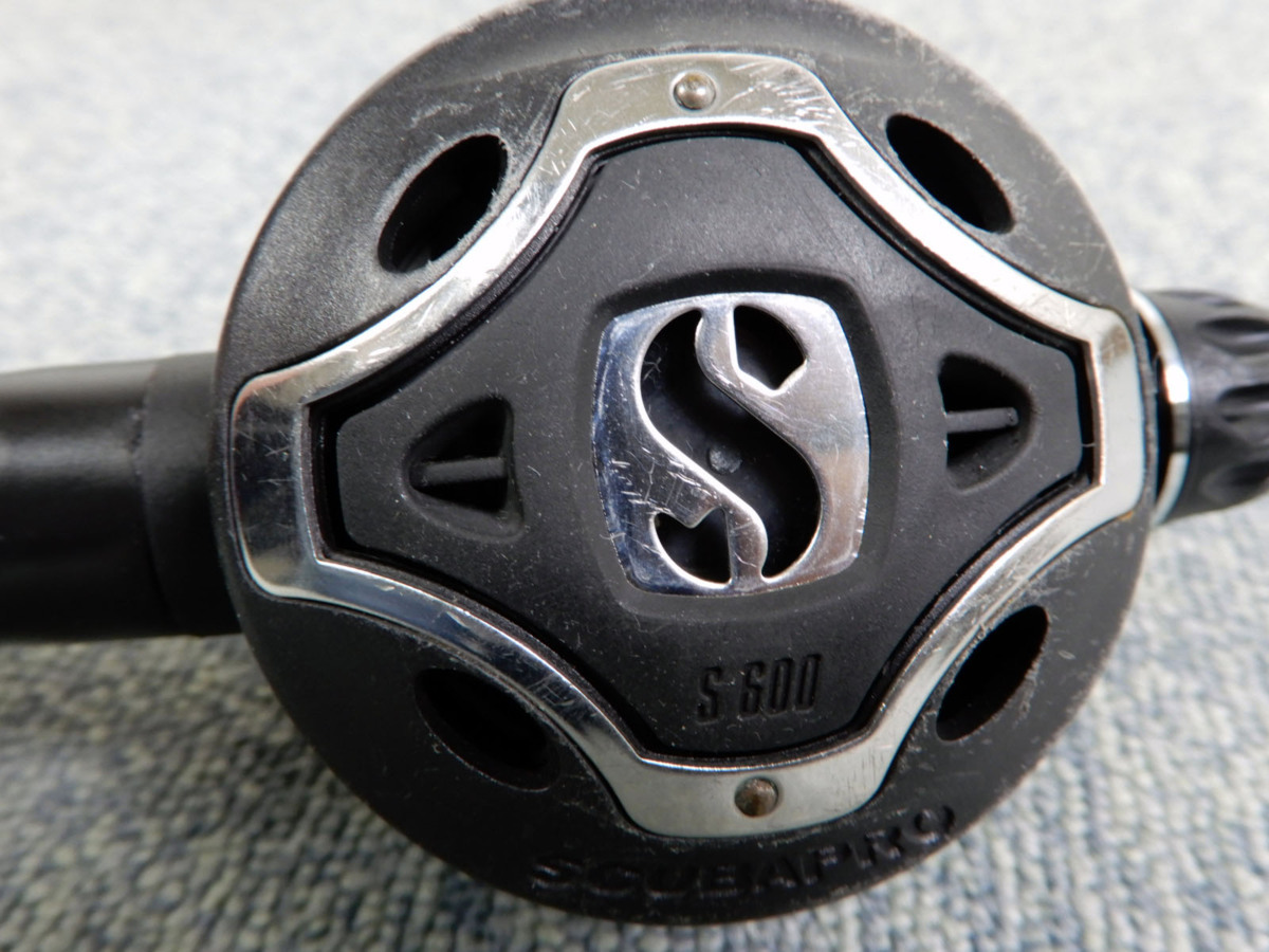 SCUBAPRO Sプロ レギュレーターセット S600+MK25+R390オクトパス+2ゲージ(レギュレータ)|売買されたオークション情報 ...