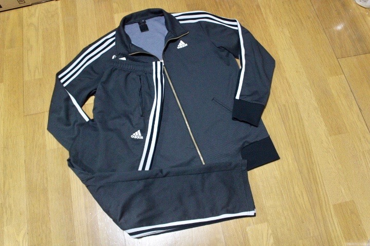 【定番，正規品】 アディダス adidas climalite デニム風 ジャージ上下セット サイズXO(アディダス)｜売買されたオークション情報、yahooの商品情報をアーカイブ公開 - オークファン ジャージ