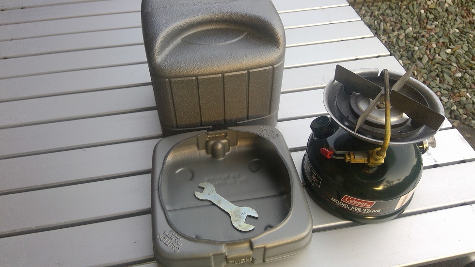 格安，高品質 Coleman コールマン ホワイトガソリンシングルバーナー 508ツーレバー 完動品 1990年３月製(ガソリン)｜売買されたオークション情報、yahooの商品情報をアーカイブ公開 - オークファン ガソリン
