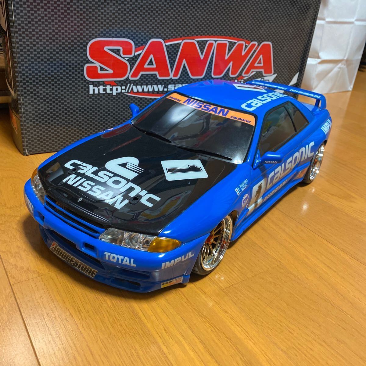 タミヤ 日産 GTR R32 カルソニック ボディー 1/10 電飾付き 美品