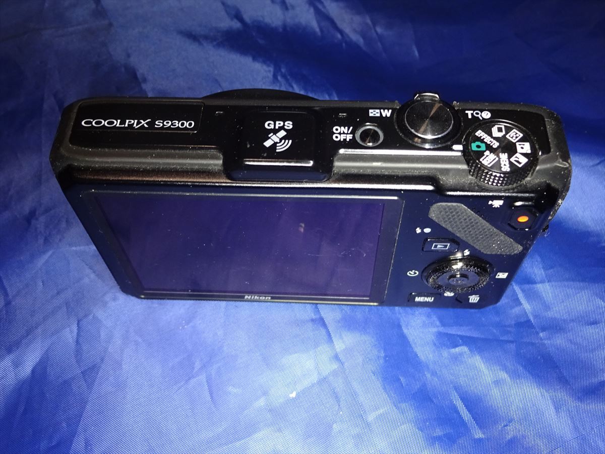 送料無料 NIKON COOLPIX S9300 デジタルカメラ ちょっと難