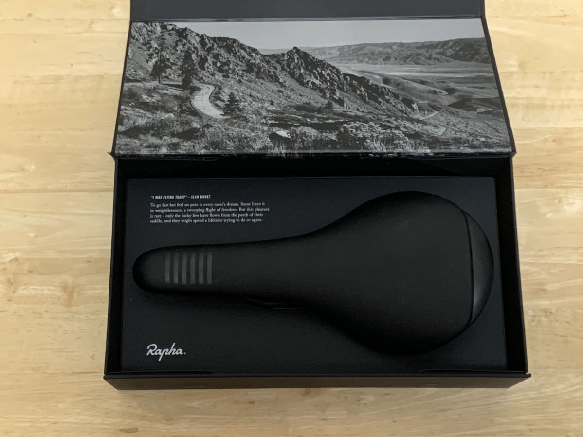  Rapha プロフェッショナルカーボンサドル(その他)｜売買されたオークション情報、yahooの商品情報をアーカイブ公開 - オークファン その他