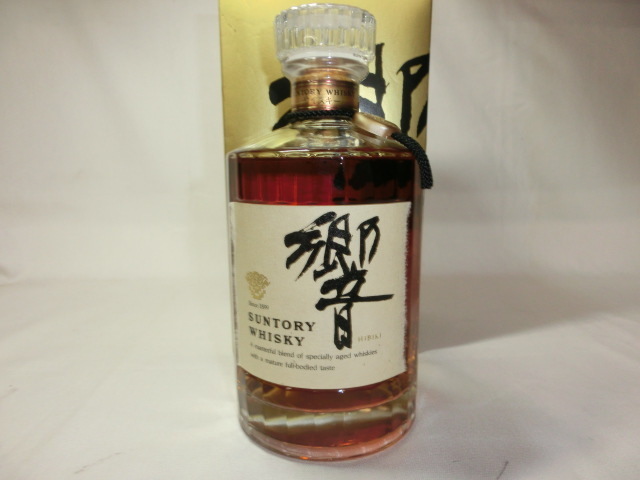 激安大特価，定番人気 公 046 サントリーウイスキー 響 700ｍｌ 43度 箱付き(日本)｜売買されたオークション情報、yahooの商品情報をアーカイブ公開 - オークファン 日本