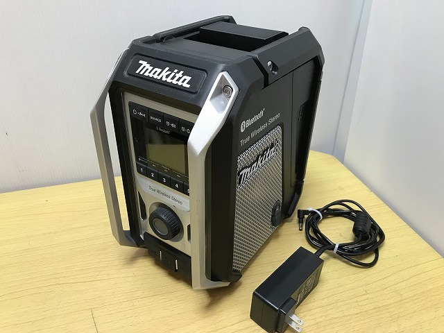 充電式ラジオ MR113 マキタ MR113Bトリプルスピーカー 美品 中古品