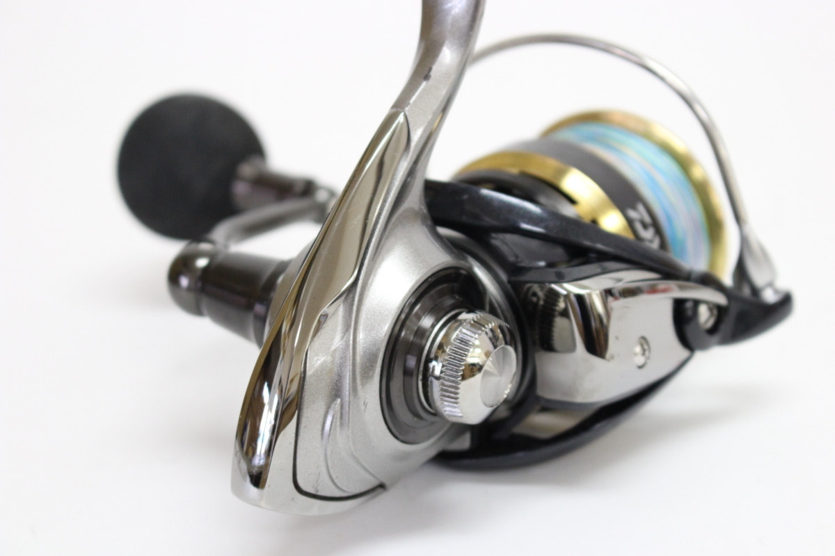 ヴァデル 15ヴァデル DAIWA 4000Hの最安値・インプレ・釣果 | 0 - 釣り 1 4000H 4000hの通販 vadel ダイワ daiwa MAX9BB ヴァデル)｜リール