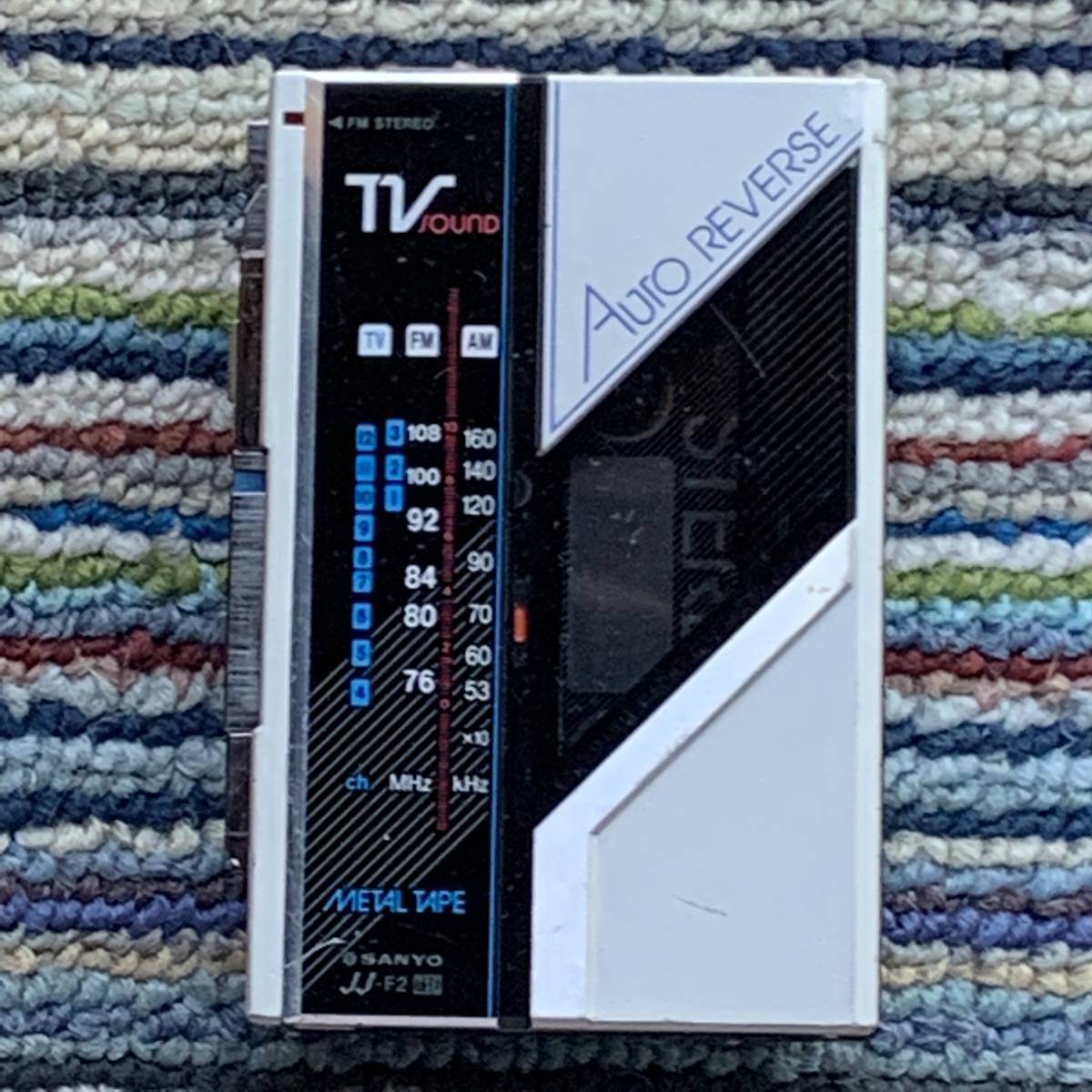 SANYO STEREO RADIO CASSETTE PLAYER JJ-F2 非常にユニークでレアな