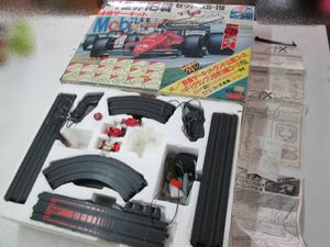 トミー AFXグループCロングランスピードウェイセット（1パーツ欠品） Tomy afxのYahoo!オークション(旧ヤフオク!)の相場・価格を見る｜Yahoo