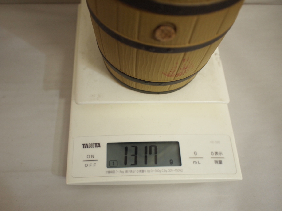 古酒【未開栓】I.W.HARPER/I.W.ハーパー 樽型 AGED 130 MONTHS 130ヶ月熟成