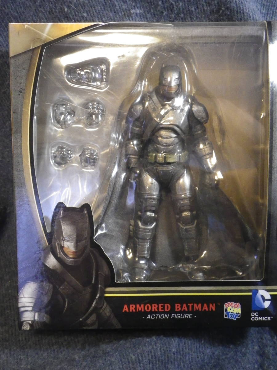 MAFEX マフェックス アーマードバットマン バットマン MEDICOM