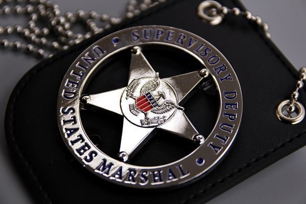 ☆ホルダー付 US MARSHAL USマーシャル SILVER ポリスバッジ