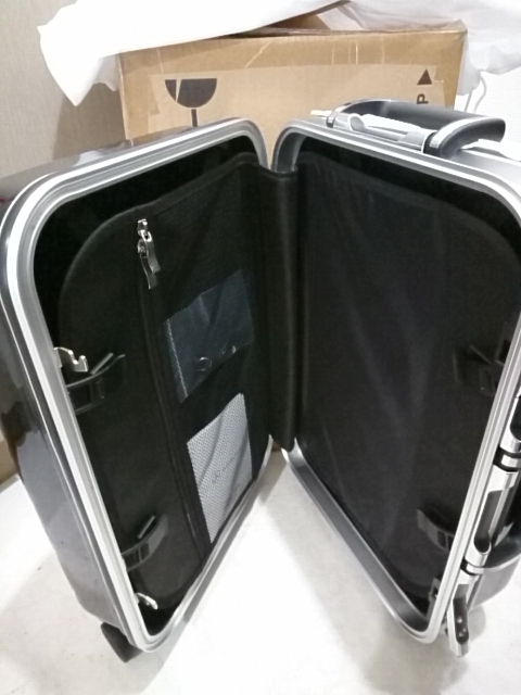 【未使用品】キャリーバッグ　メルセデス　ベンツ_4