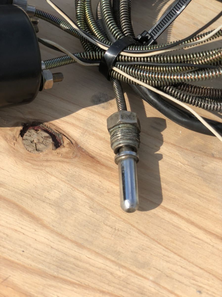 大森 水温計 油温計 52f セット 緑led打ち替え済み 機械式 旧車 オオモリ Omori 52パイ センサー付き 2連メーター 追加メーター 売買されたオークション情報 Yahooの商品情報をアーカイブ公開 オークファン Aucfan Com