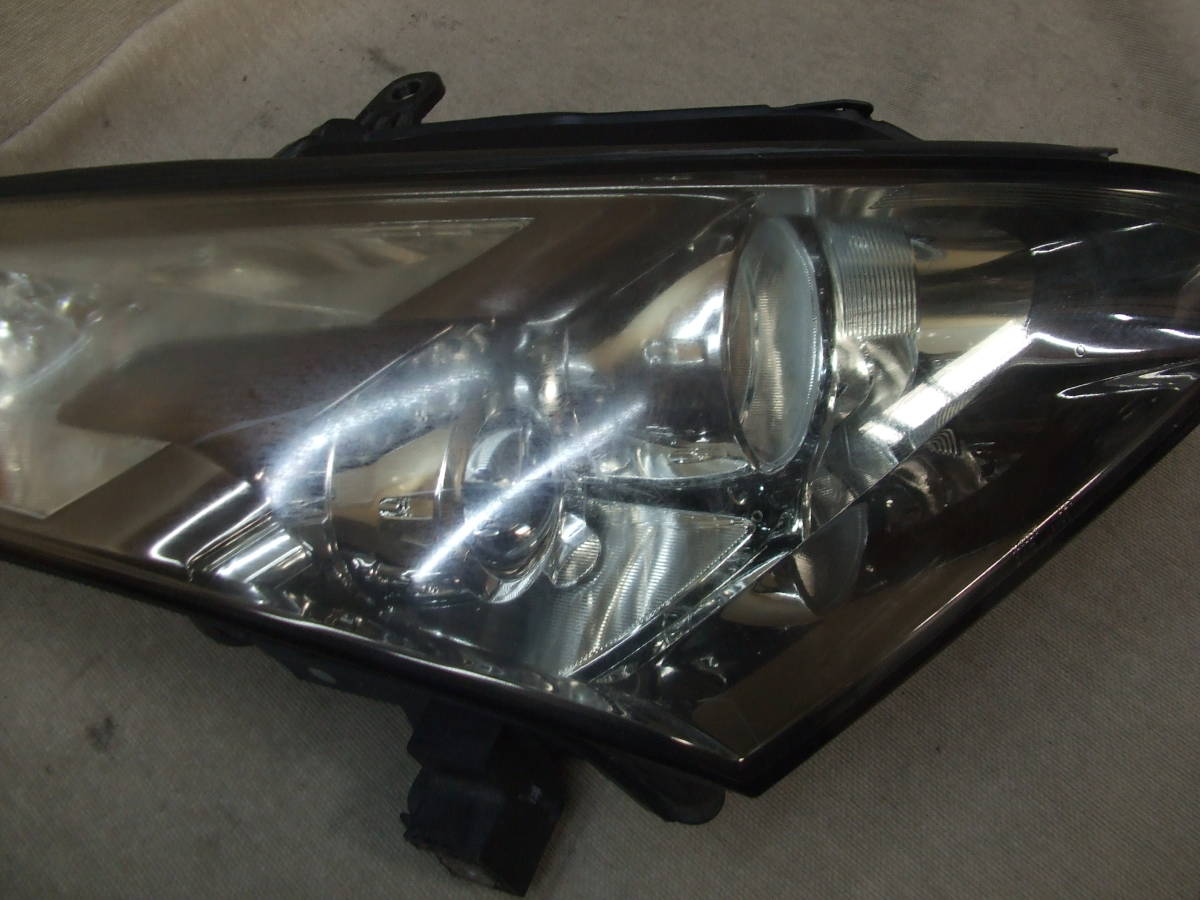 R35 GTR 前期 右 ヘッドライト キセノン HID KOITO 100-63952 GT-R