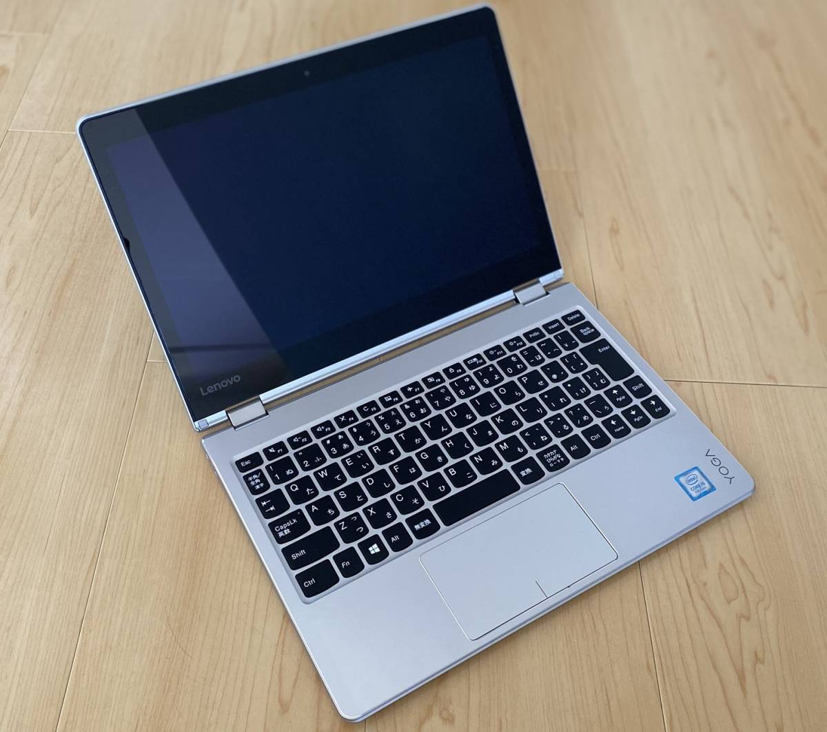 Lenovo yoga710 intel メモリ8GB ssd256GB Lenovo YOGA 710-11IKB 81B5