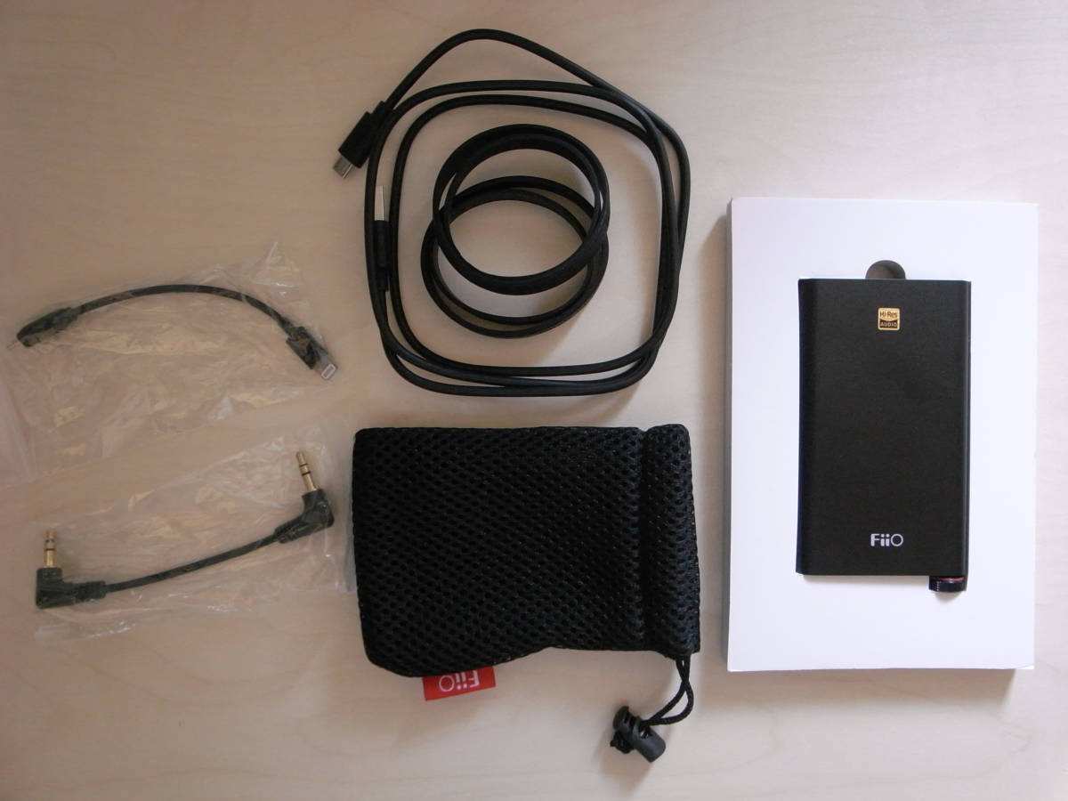 Q1 Mark2 fiio ポタアン　ポータブルアンプ　DSD再生　ハイレゾ対応　USB DAC内蔵　ヘッドホンアンプ