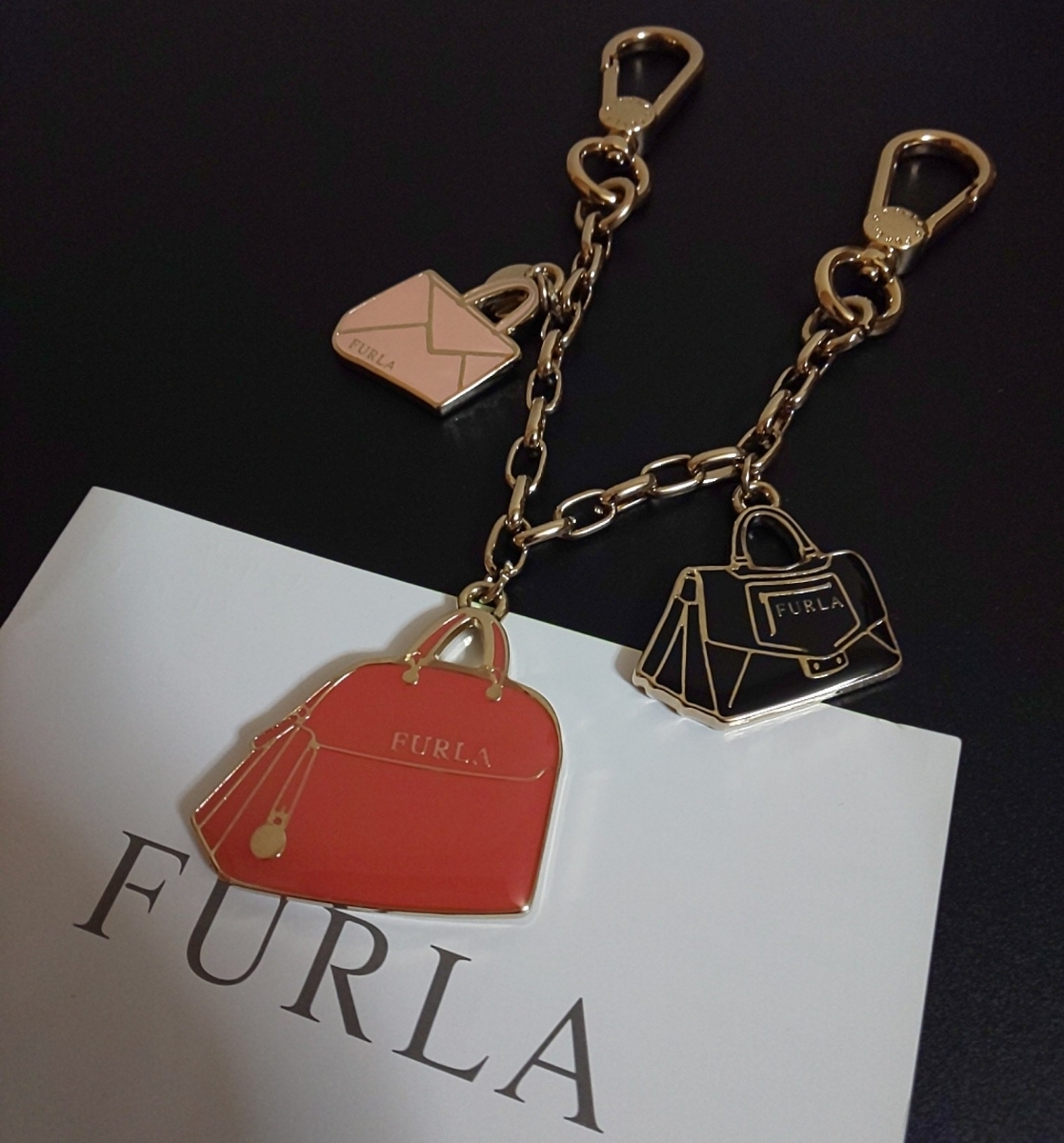 最終 FURLA フルラ チェーンチャーム キーリング バッグモチーフ 黒 