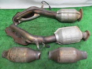 マークx 触媒のYahoo!オークション(旧ヤフオク!)の相場・価格を見る