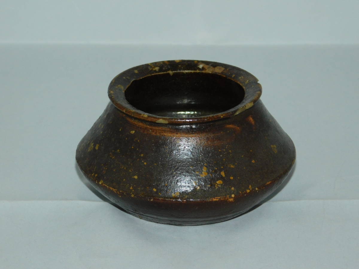 李朝 | - CE） 白磁小壺（1392–1897 入蘆花（ロカニイル） 壺 オンギ