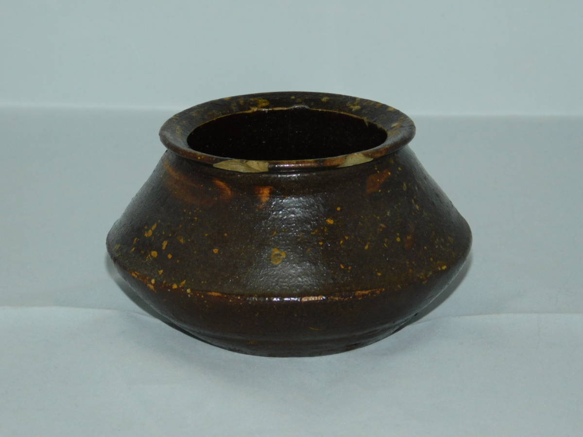 李朝 | - CE） 白磁小壺（1392–1897 入蘆花（ロカニイル） 壺 オンギ