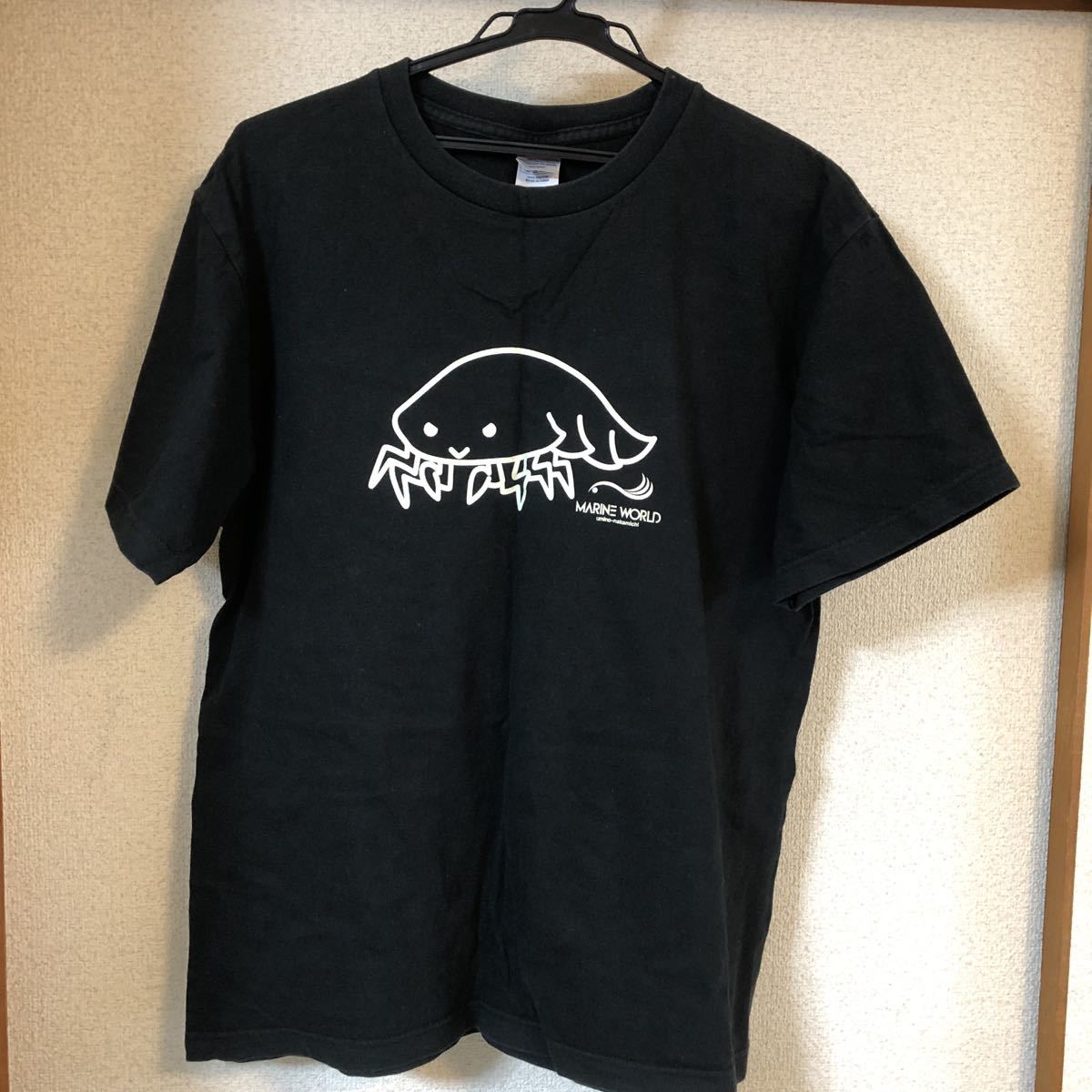 メンズ 半袖 Tシャツ Lサイズ 黒 ダイオウグソクムシ マリンワールド イラスト キャラクター 売買されたオークション情報 Yahooの商品情報をアーカイブ公開 オークファン Aucfan Com