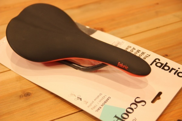 fabric Scoop shallow カーボンレール 201g Fabric Scoop Radius