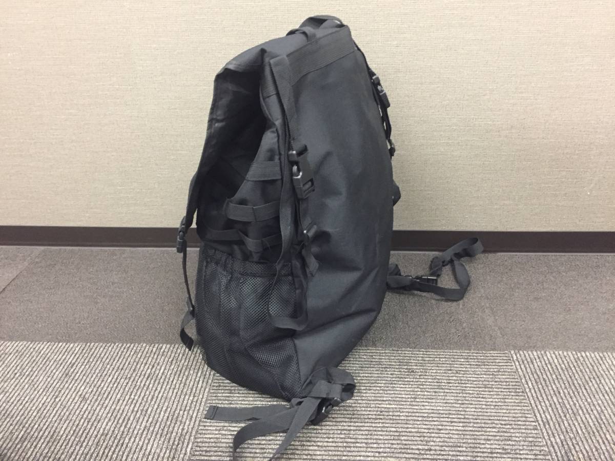 ジムニー背面タイヤカバー JB74、JB64、JC74 一度のみ着用。美品 ジムニー スペアタイヤカバー タイヤカバー 背面タイヤカバー JB74