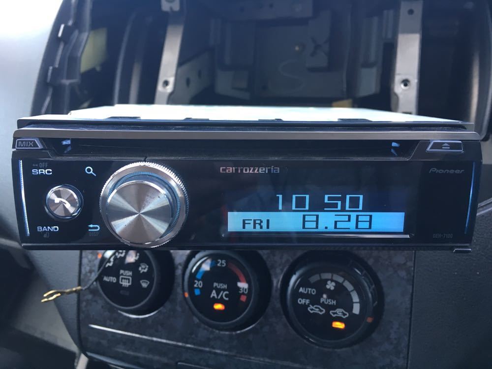 DEH-7100 Pioneer 1DIN Carrozzeria カロッツェリア Bluetooth USB Car