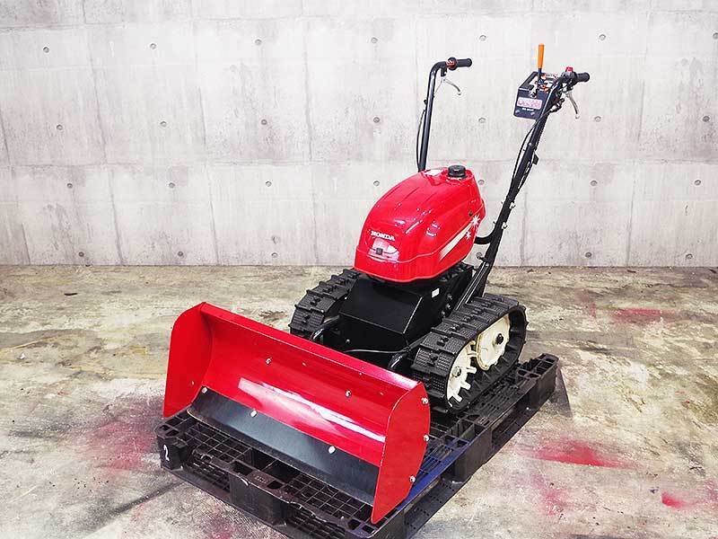 爆買い，大得価 全国 ホンダ除雪機 SB800J ユキオス 極上品 ブレード角度調整付 点検整備済 J00172(除雪機)｜売買されたオークション情報、yahooの商品情報をアーカイブ公開 - オークファン 除雪機